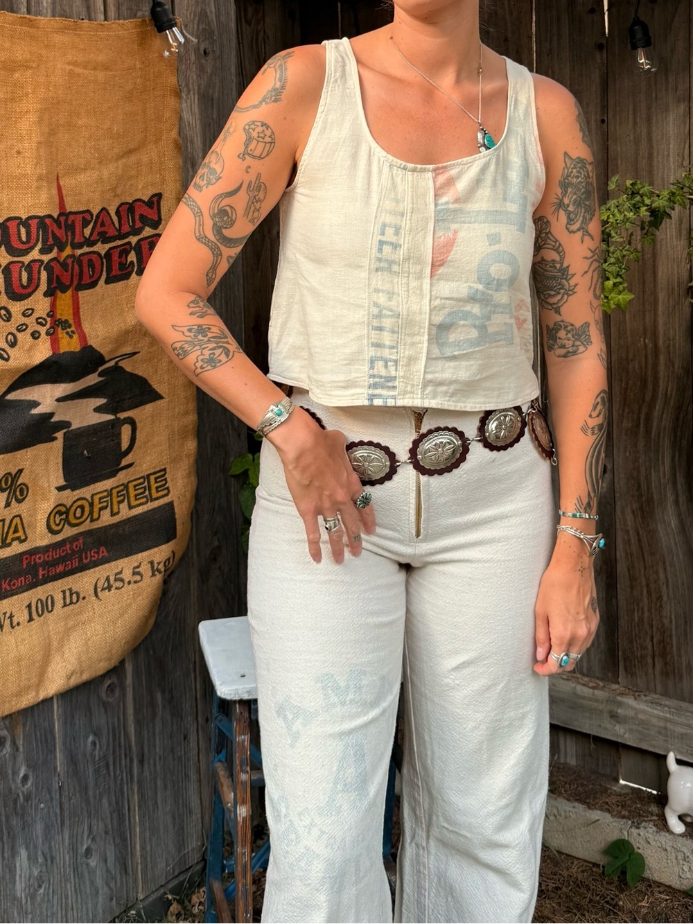 Vintage feedsack fabric  Cream Graphic Cropped Tank Top